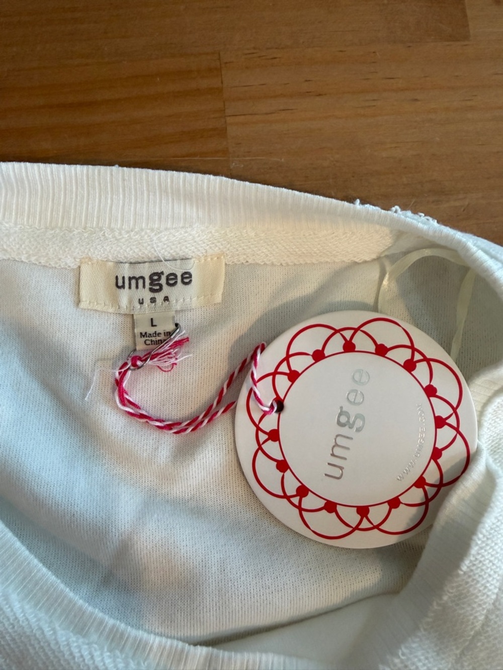 Umgee Ivory Crochet Sleeve Top Boho Floral Knit Sleeve Tee Lightweight LARGE - Picture 8 of 10